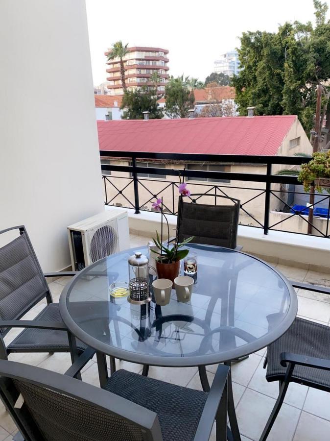 Larnaca Beach Apartment Exterior photo