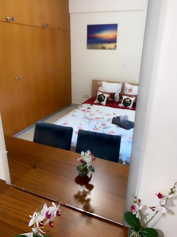 Larnaca Beach Apartment Exterior photo